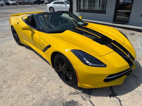 Used 2014 Chevrolet Corvette Stingray Convertible w/ 2LT Preferred Equipment Group image 18