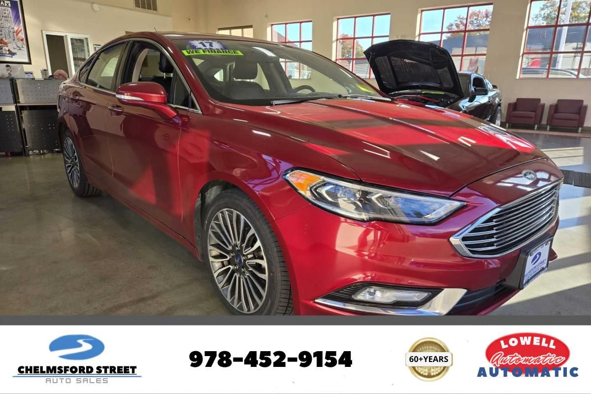 Used 2017 Ford Fusion SE w/ Fusion SE Technology Package FWD image 1