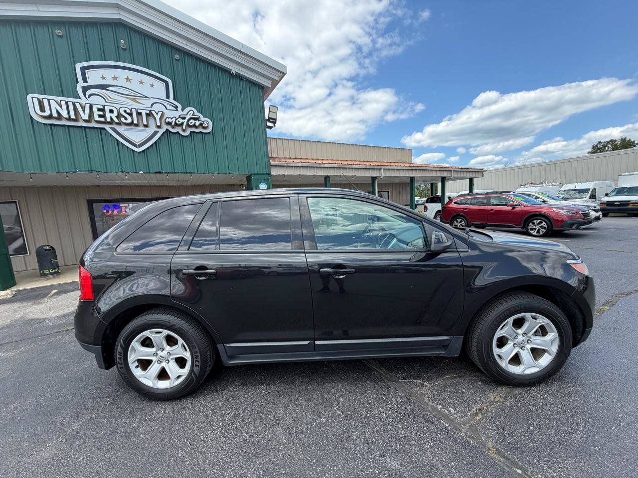 Used 2013 Ford Edge SEL FWD image 2