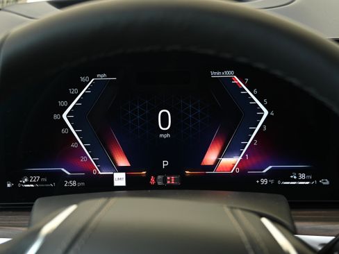 New 2026 BMW X5 xDrive50e image 12