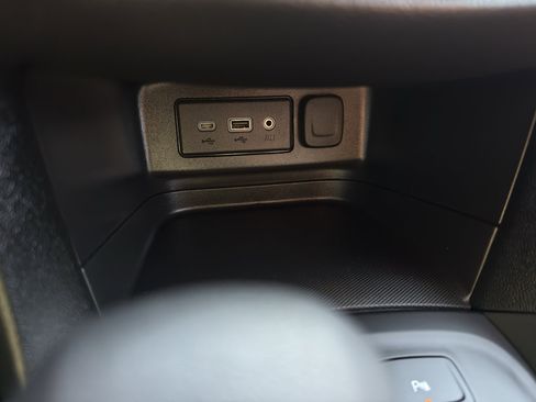 Used 2024 Chevrolet Equinox LT image 20