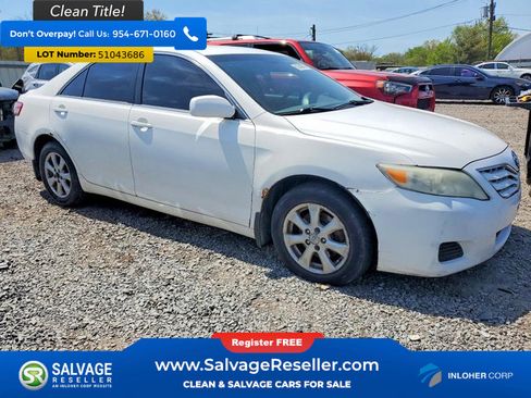 Used 2011 Toyota Camry LE w/ LE Extra-Value Pkg image 5