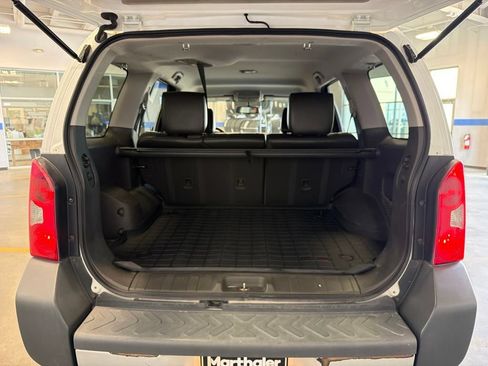 Used 2012 Nissan Xterra PRO-4X w/ Pro-4x Leather Pkg AWD/4WD image 25