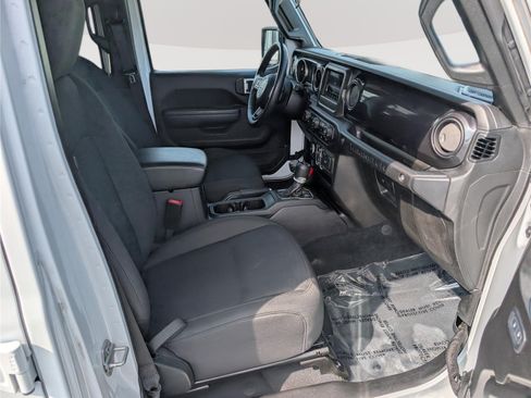 Used 2022 Jeep Wrangler Unlimited Sport AWD/4WD image 10
