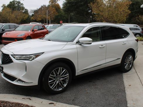 Used 2024 Acura MDX SH-AWD w/ Advance Package image 14