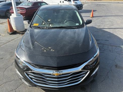 Used 2023 Chevrolet Malibu LS image 5
