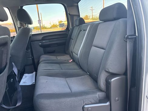 Used 2011 Chevrolet Silverado 3500 LT w/ Suspension Package, Off-Road image 31