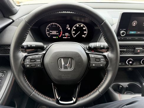 Used 2023 Honda HR-V Sport image 17