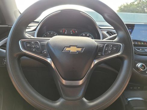 Used 2025 Chevrolet Malibu LT FWD image 24