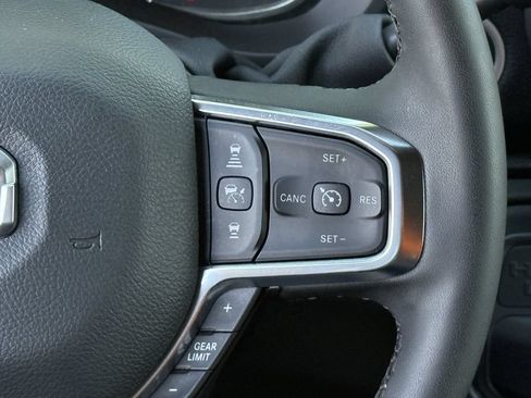 Used 2026 RAM 2500 Laramie AWD/4WD image 16