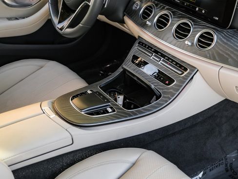 Used 2021 Mercedes-Benz E 350 E 350 w/ Premium Package image 21