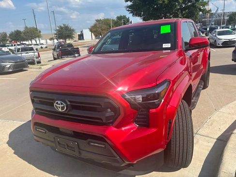 Used 2025 Toyota Tacoma SR5 RWD image 6