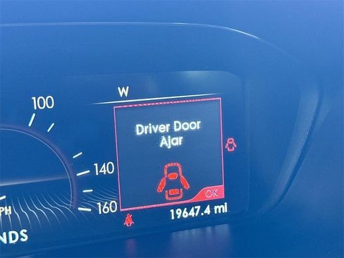 Used 2020 Lincoln Continental Reserve image 12