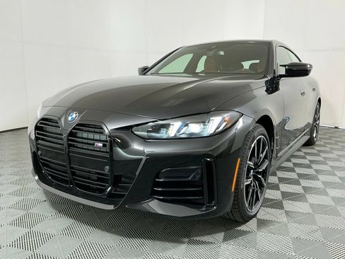 New 2026 BMW M440i w/ Premium Package RWD image 2