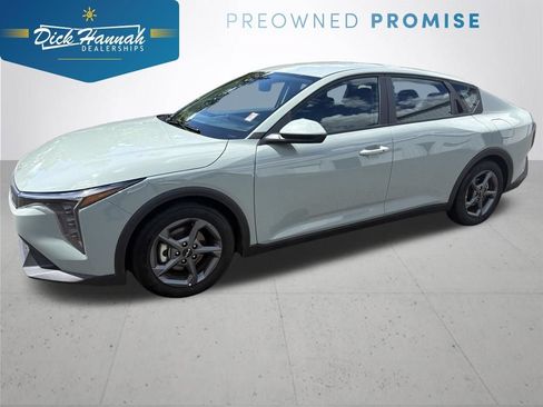 Used 2025 Kia K4 FWD image 1