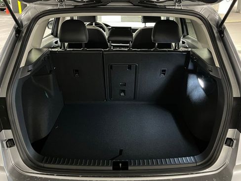 New 2025 Volkswagen Taos SE image 36