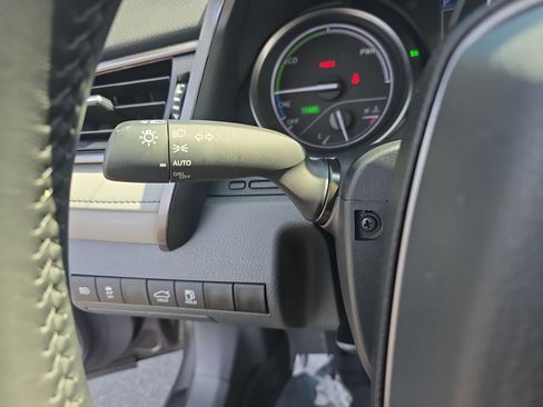 Used 2023 Toyota Camry SE w/ Audio Upgrade Package image 26