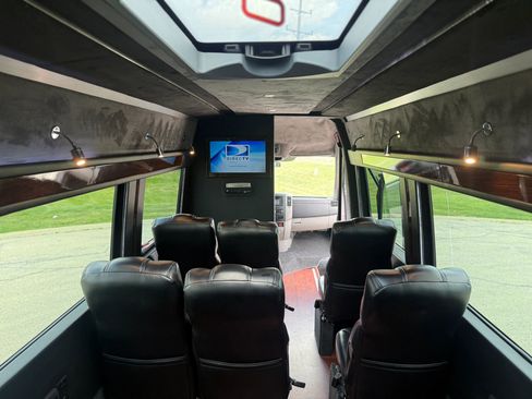 Used 2015 Mercedes-Benz Sprinter 3500 w/ Window Fleet Package image 25