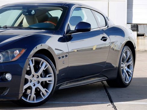 Used 2011 Maserati GranTurismo S image 21