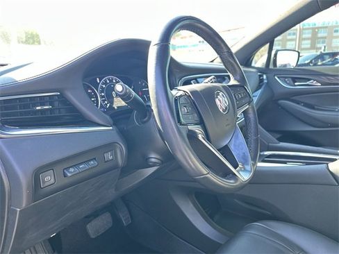 Used 2023 Buick Enclave Avenir w/ Avenir Technology Package image 10