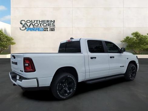 New 2026 RAM 1500 Express AWD/4WD image 5