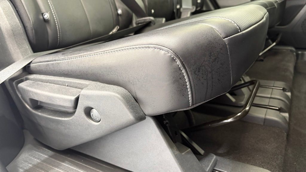 Used 2024 INFINITI QX60 Luxe AWD/4WD image 31