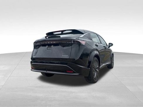 Used 2023 Nissan Ariya FWD image 2