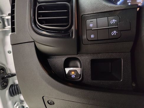 Used 2022 RAM ProMaster 2500 w/ Driver Convenience Group FWD image 26