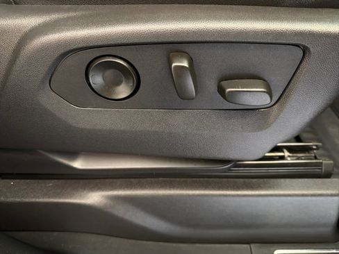 Used 2024 GMC Sierra 1500 AT4 w/ Technology Package image 26