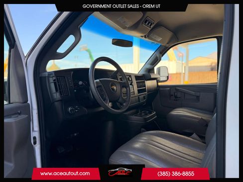 Used 2017 Chevrolet Express 2500 LS image 16