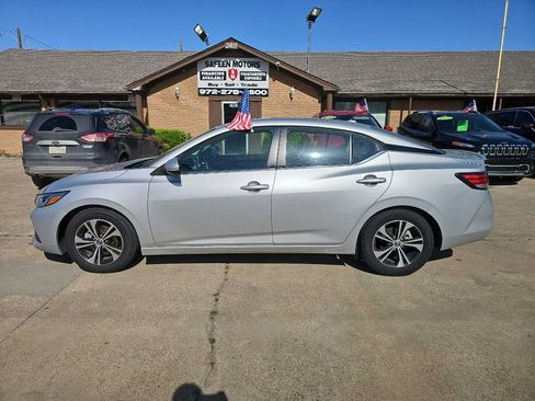 Used 2023 Nissan Sentra SV image 5