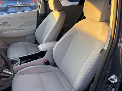 Used 2025 Hyundai Kona SEL image 36