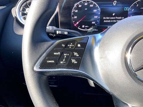 Used 2025 Mercedes-Benz GLA 250 4MATIC image 19