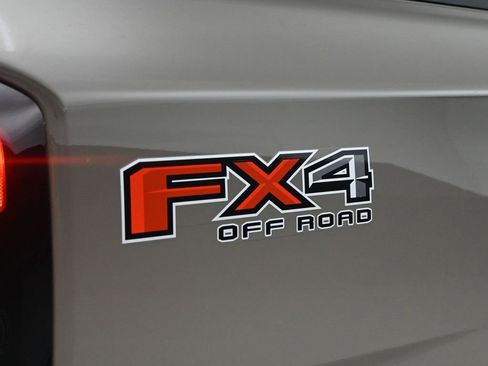 New 2025 Ford Ranger Lariat w/ FX4 Off-Road Package image 14