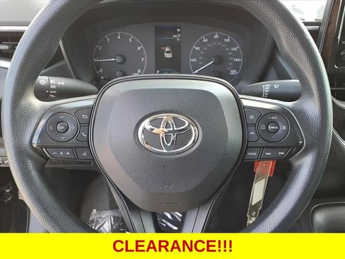 Used 2023 Toyota Corolla LE image 19