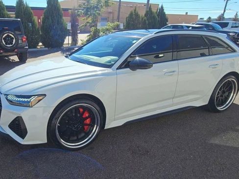 Used 2021 Audi RS 6 w/ Carbon Optic Package image 4