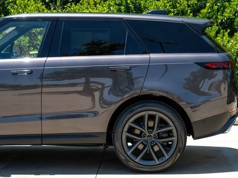 New 2026 Land Rover Range Rover Sport SE AWD/4WD image 16