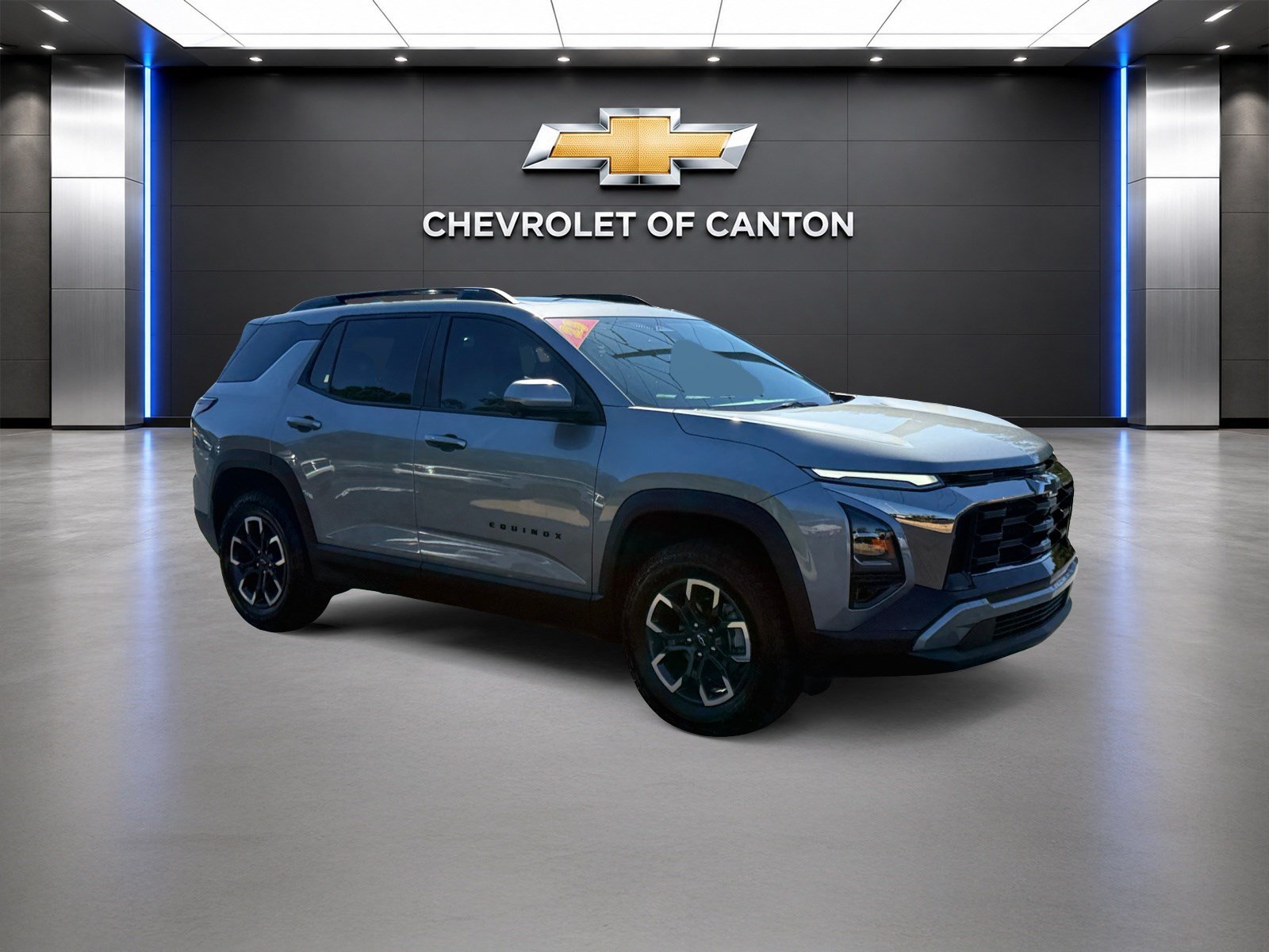 Used 2025 Chevrolet Equinox ACTIV w/ Safety and Technology Package AWD/4WD image 3