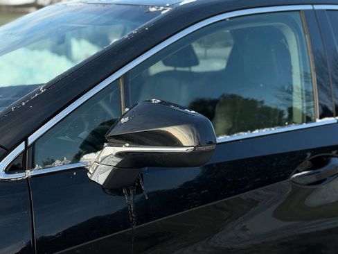 Used 2018 Lexus RX 450h AWD w/ Premium Package image 15