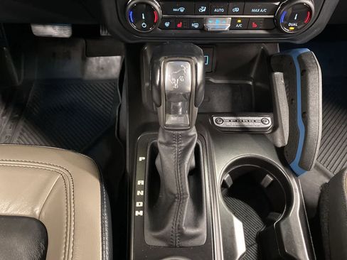 Used 2022 Ford Bronco Wildtrak image 25