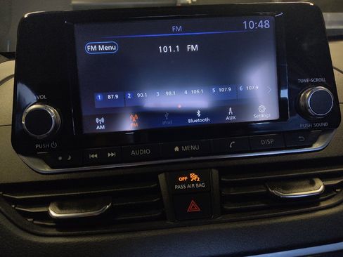 Used 2024 Nissan Altima 2.5 S FWD image 25