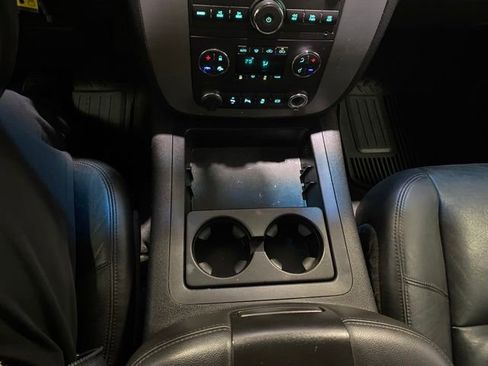 Used 2013 GMC Sierra 2500 SLT w/ SLT Convenience Package AWD/4WD image 20