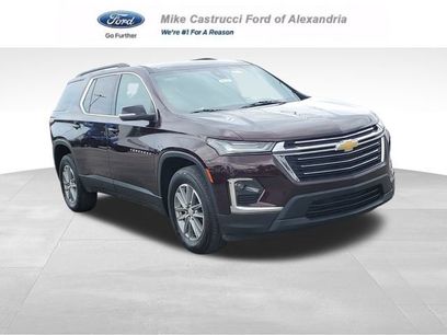 Used 2023 Chevrolet Traverse LT