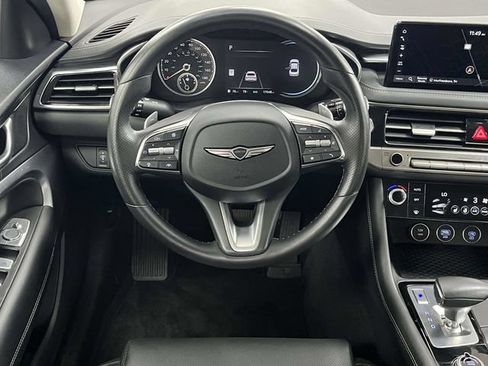 Used 2025 Genesis G70 2.5T AWD/4WD image 19