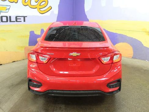 Used 2017 Chevrolet Cruze LT FWD image 7