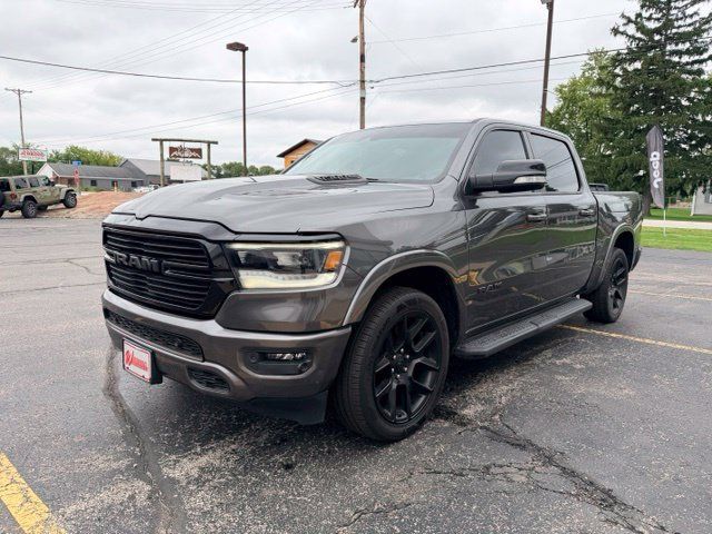Used 2022 RAM 1500 Laramie AWD/4WD image 3