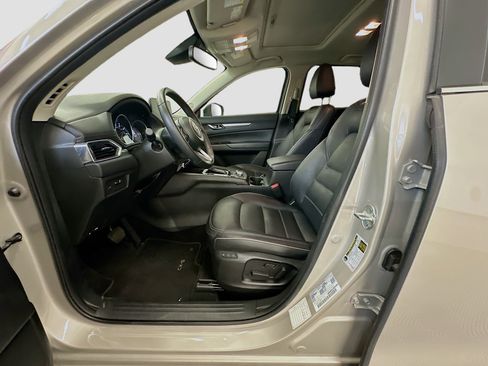 Used 2025 MAZDA CX-5 AWD 2.5 S w/ Preferred Package image 13