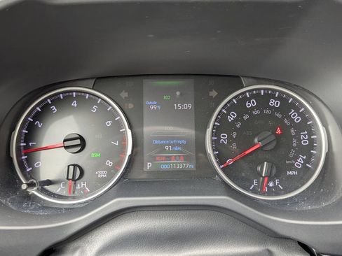 Used 2021 Toyota RAV4 XLE FWD image 30