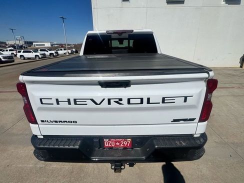 Used 2024 Chevrolet Silverado 1500 ZR2 w/ Technology Package image 7