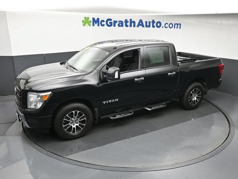 Used 2021 Nissan Titan SV w/ SV Convenience Package AWD/4WD image 22